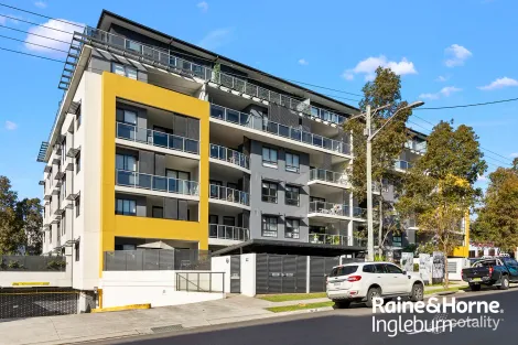 208/38-42 Chamberlain St, Campbelltown, NSW 2560