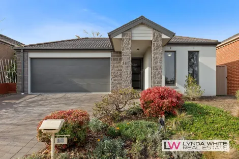 Property photo of 20 Glen Drouitt Drive Caroline Springs VIC 3023