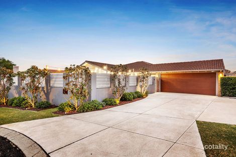 Property photo of 11 Breeze Court Sorrento WA 6020