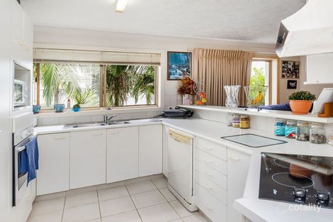 Property photo of 11/68 Stanhill Drive Surfers Paradise QLD 4217