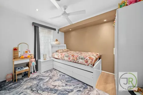 Property photo of 1 Bellflower Place Hampton Park VIC 3976