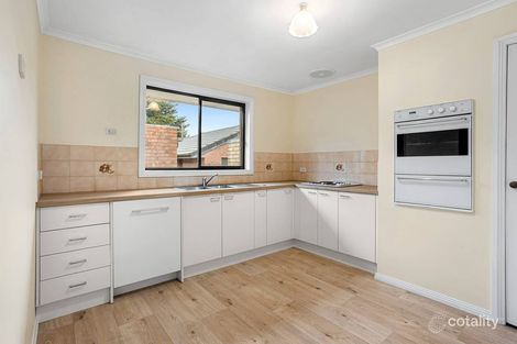 Property photo of 1/21 Urquhart Street Woodend VIC 3442