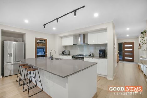 Property photo of 6 Maracana Circuit Strathtulloh VIC 3338