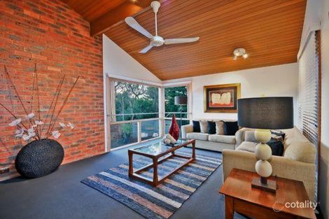 Property photo of 32 Onkara Court Eltham VIC 3095