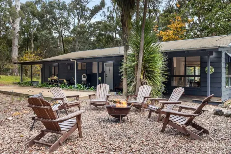 185 Whitegum Dr, Wheatsheaf, VIC 3461