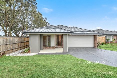 Property photo of 83 Aquatic Drive Cranbourne West VIC 3977