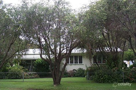 24 Caroline St, Riverview, QLD 4303