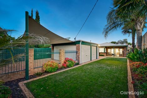 Property photo of 7 Oak Grove Brighton VIC 3186
