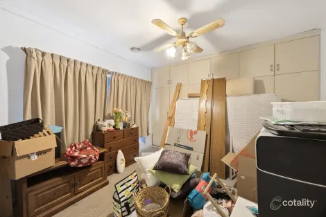 Property photo of 1 Vincent Crescent Morphett Vale SA 5162