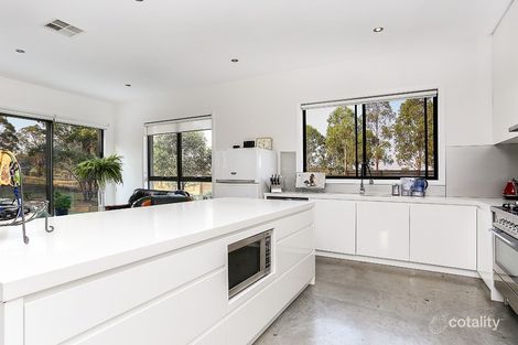 Property photo of 28 Angophora Drive Pokolbin NSW 2320