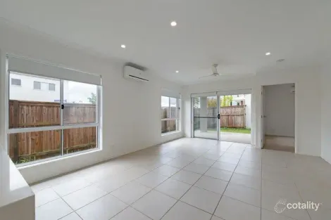 Property photo of 49 Bradley Crescent Nirimba QLD 4551