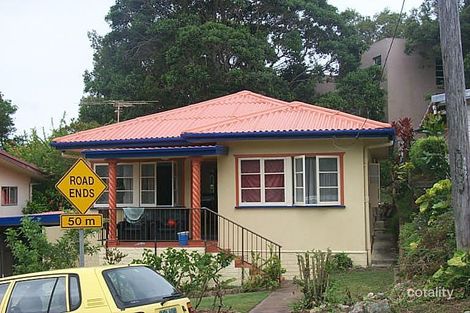 39 Brakes Cres, Miami, QLD 4220