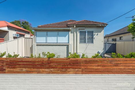 17 Maud St, Mayfield West, NSW 2304