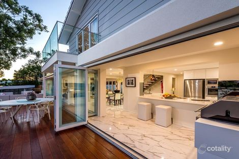 Property photo of 2 De Haviland Avenue Benowa QLD 4217