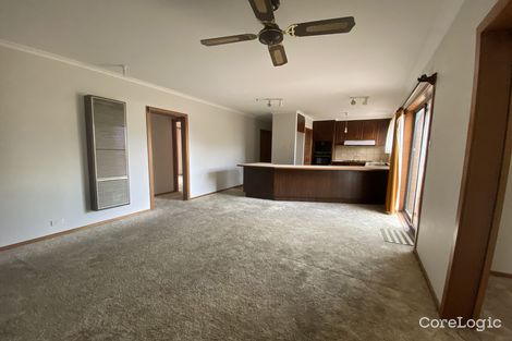 Property photo of 16 Dorchap Court Hoppers Crossing VIC 3029