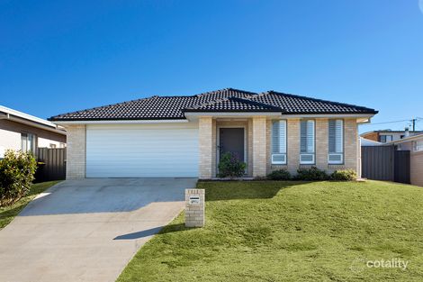 90 Matthews Pde, Corindi Beach, NSW 2456