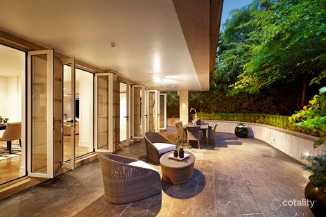Property photo of 1/7 Irving Road Toorak VIC 3142