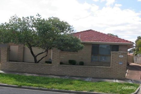 Property photo of 2/71 Orleans Road Avondale Heights VIC 3034