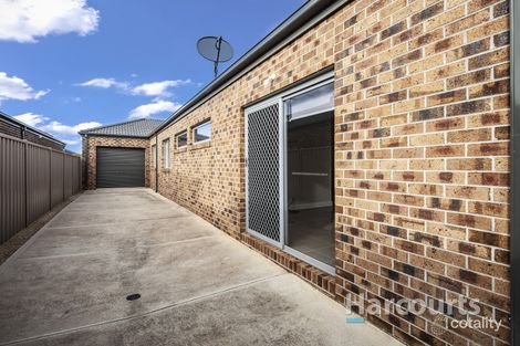 Property photo of 14 Caruana Crescent Harkness VIC 3337
