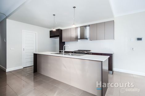 Property photo of 14 Caruana Crescent Harkness VIC 3337