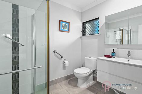 Property photo of 51 Ainslie Place Smithfield QLD 4878