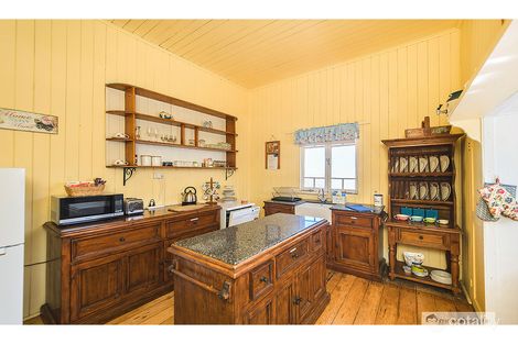 Property photo of 355 Lakes Creek Road Koongal QLD 4701