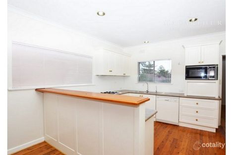 Property photo of 3 Warrawong Street Kooringal NSW 2650