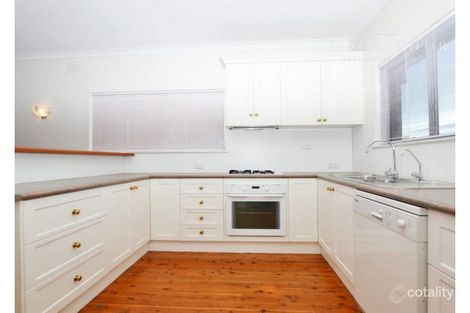 Property photo of 3 Warrawong Street Kooringal NSW 2650