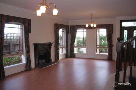 Property photo of 2 Mullins Court Williamstown VIC 3016