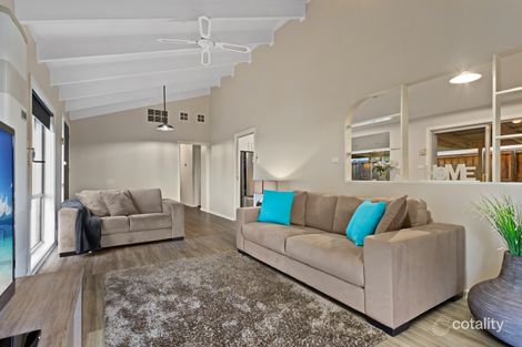 Property photo of 3 Bendale Court Mill Park VIC 3082