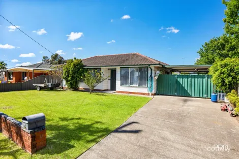 92 Barlow St, Cambridge Park, NSW 2747