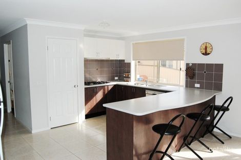 Property photo of 16 Middle Tree Close Hamlyn Terrace NSW 2259