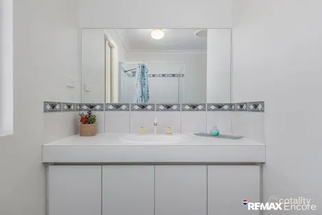 Property photo of 2 White Gum Glen Beechina WA 6556