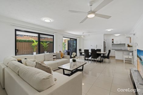 Property photo of 2/26 Bath Street Labrador QLD 4215