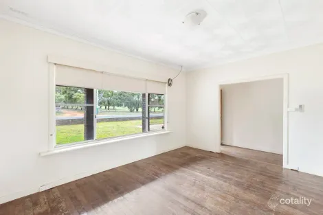 Property photo of 87 Narrakine Road Narrogin WA 6312