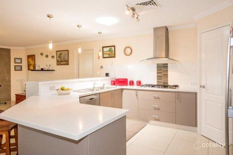 Property photo of 18 Greenough Place Millbridge WA 6232