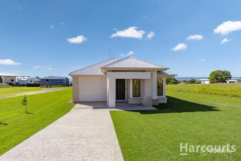 11 Windjammer Cct, River Heads, QLD 4655