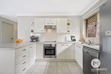 Property photo of 4/30 Lindeman Place Eight Mile Plains QLD 4113