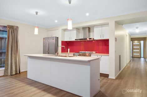 Property photo of 38 Mickleham Drive Cranbourne North VIC 3977