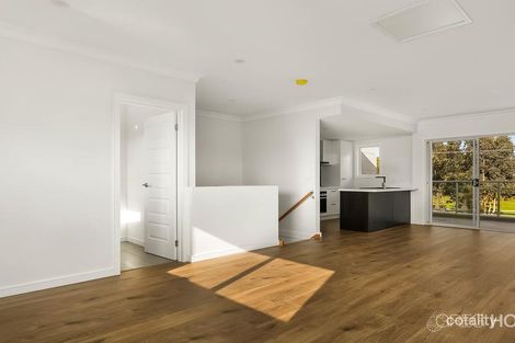 Property photo of 2/42 Burns Street Maidstone VIC 3012