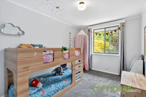 Property photo of 22 Broad Place Kambah ACT 2902
