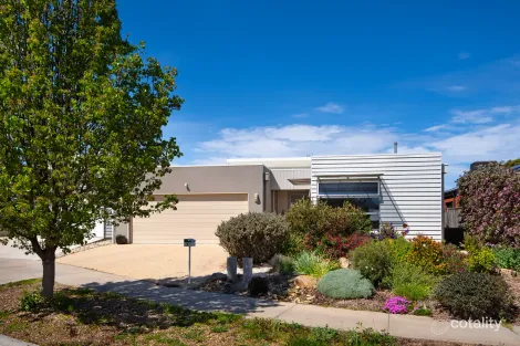 Property photo of 7 Roalies Place Campbells Creek VIC 3451