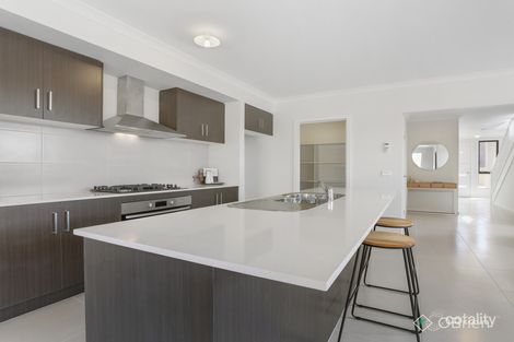Property photo of 75 Chi Avenue Keysborough VIC 3173
