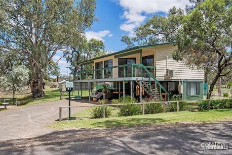 Property photo of 8 McPhee Avenue Blanchetown SA 5357