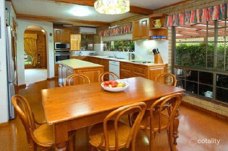 Property photo of 2 Waterford Crescent Ormiston QLD 4160