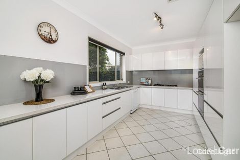 Property photo of 26 Broadleaf Crescent Beaumont Hills NSW 2155
