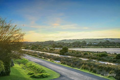 Property photo of 2/3 Edgewater Close Queenscliff VIC 3225