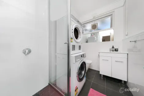 Property photo of 5/3 Ellesmere Road Windsor VIC 3181