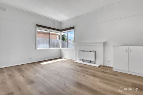 Property photo of 5 Enderly Avenue Reservoir VIC 3073