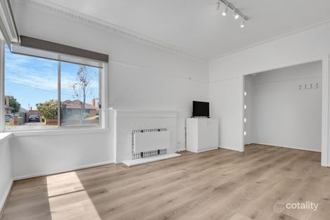 Property photo of 5 Enderly Avenue Reservoir VIC 3073